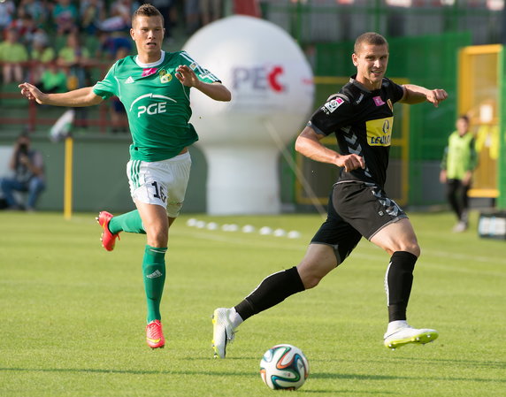 PIŁKA NOŻNA LIGA POLSKA PGE GKS BEŁCHATÓW KORONA KIELCE (Mateusz Mak Serhij Pyłypczuk)