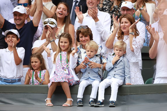 Mirka Federer z dziećmi w 2017 r.