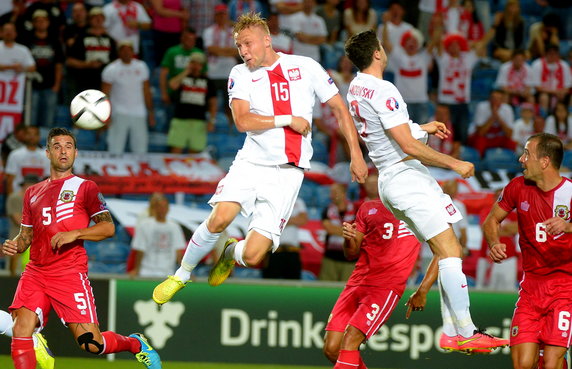 PIŁKA NOŻNA ELIM ME GIBRALTAR POLSKA (Kamil Glik Robert Lewandowski )