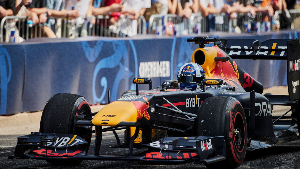 Red Bull Speed Ways: Bolid Red Bull Racing w akcji także podczas preshow