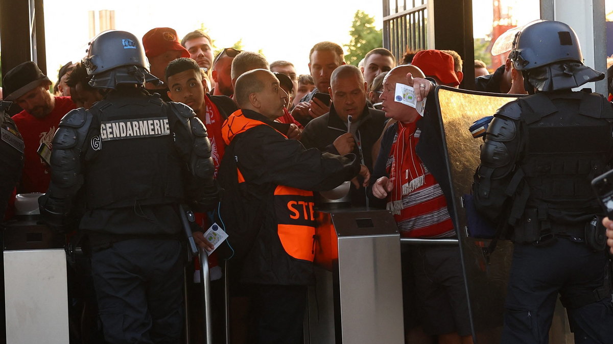 Kibice Liverpoolu, którzy nie zostali wpuszczeni na czas na finał Ligi Mistrzów