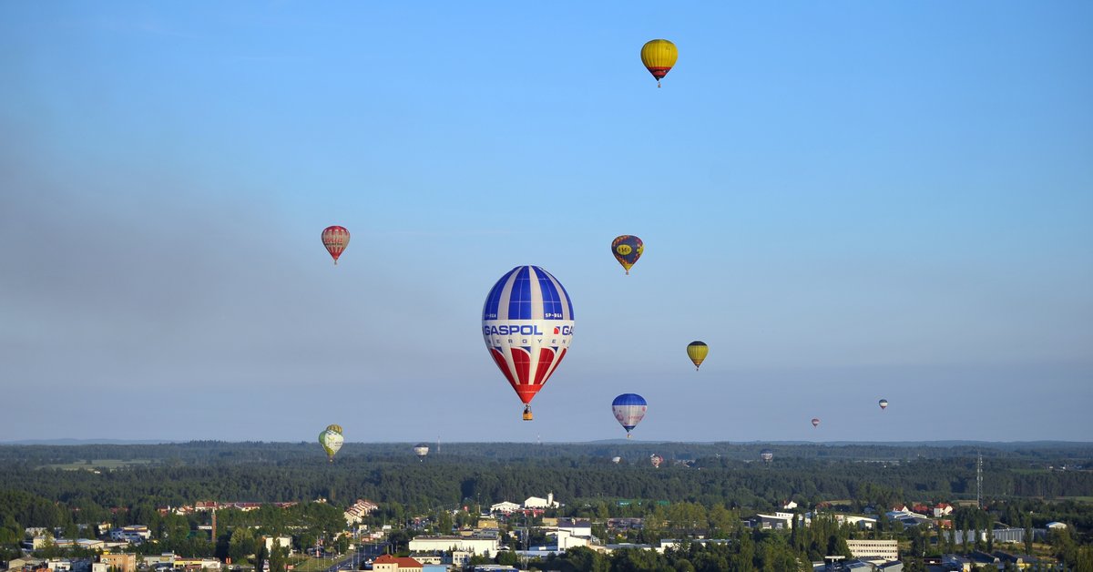 Niesamowita impreza w Polsce. Co najmniej 62 balony na niebie