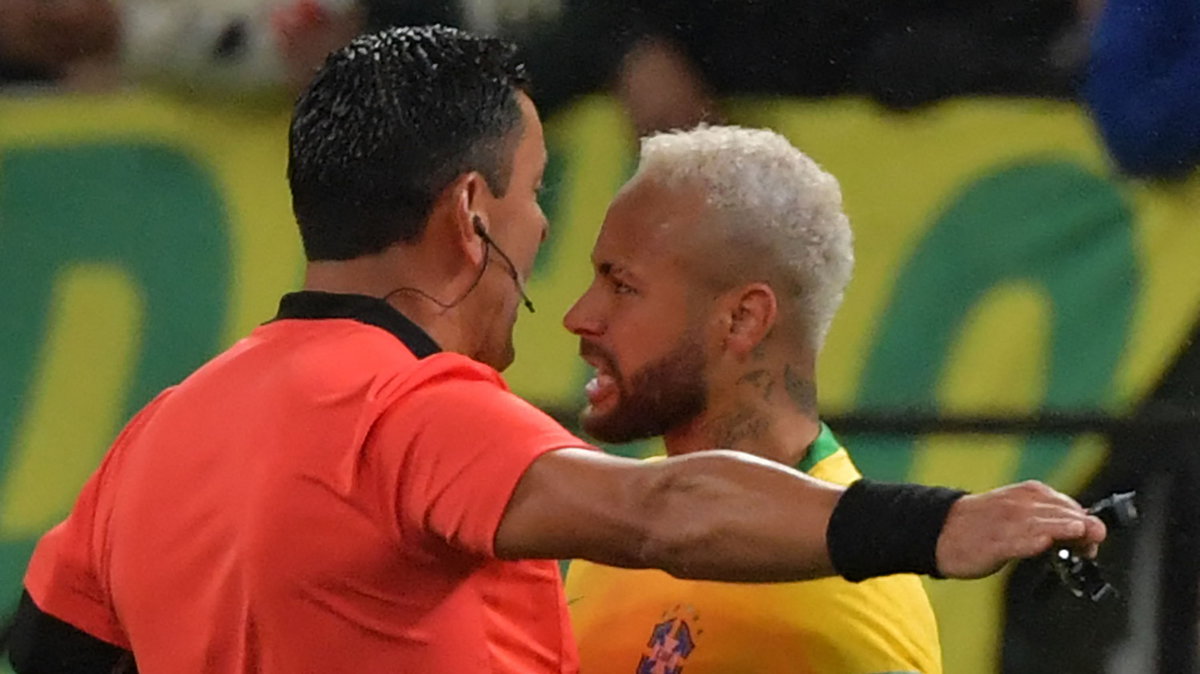 Neymar za swoje zachowanie nie zobaczył nawet żółtej kartki