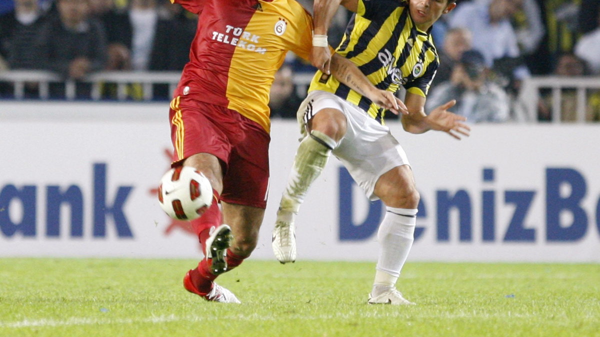 Lorik Cana (z lewej)