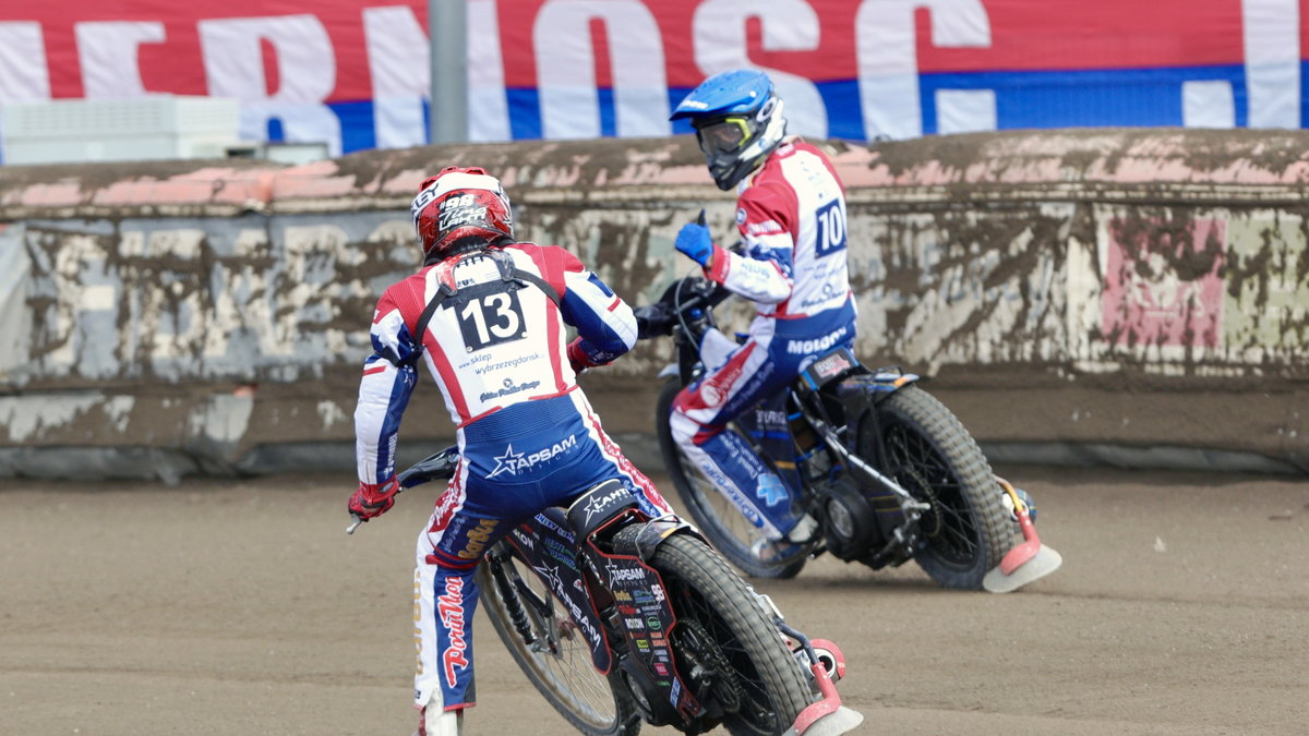 Timo Lahti i Rasmus Jensen cieszą się z wygranej
