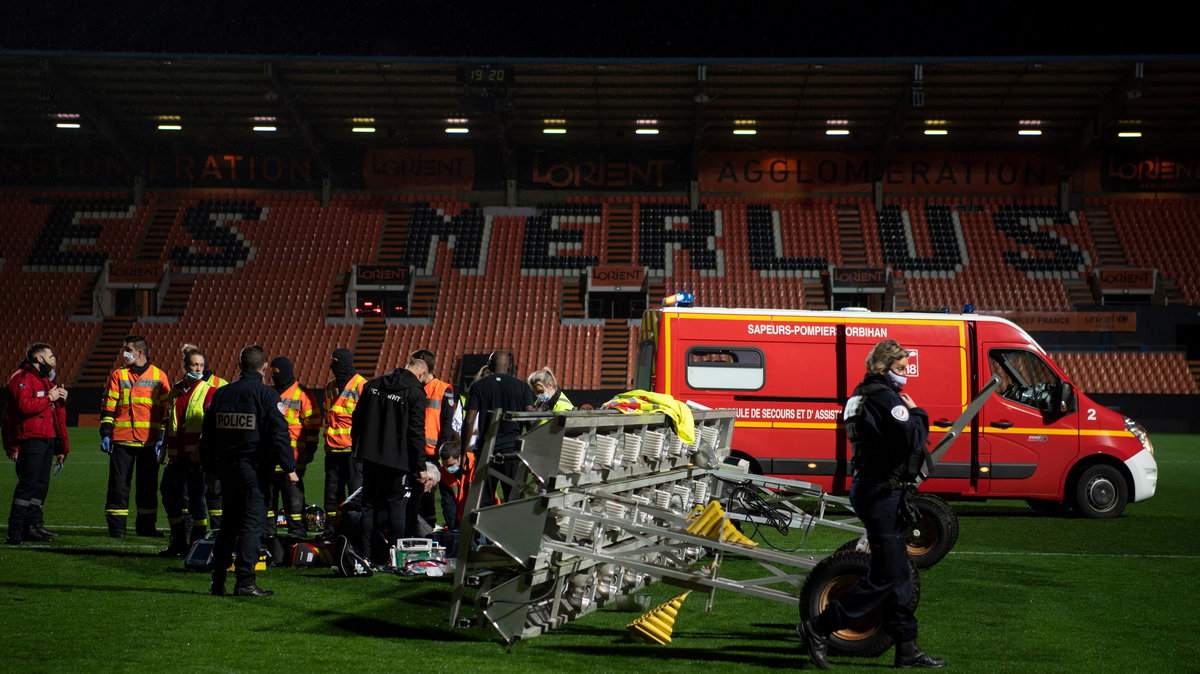 Służby medyczne na stadionie Lorient