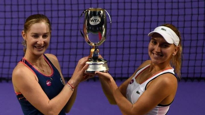 Rosyjskie tenisistki Jekaterina Makarowa i Jelena Wiesnina wygrały deblową rywalizację w kończącym sezon turnieju masters - WTA Finals. 