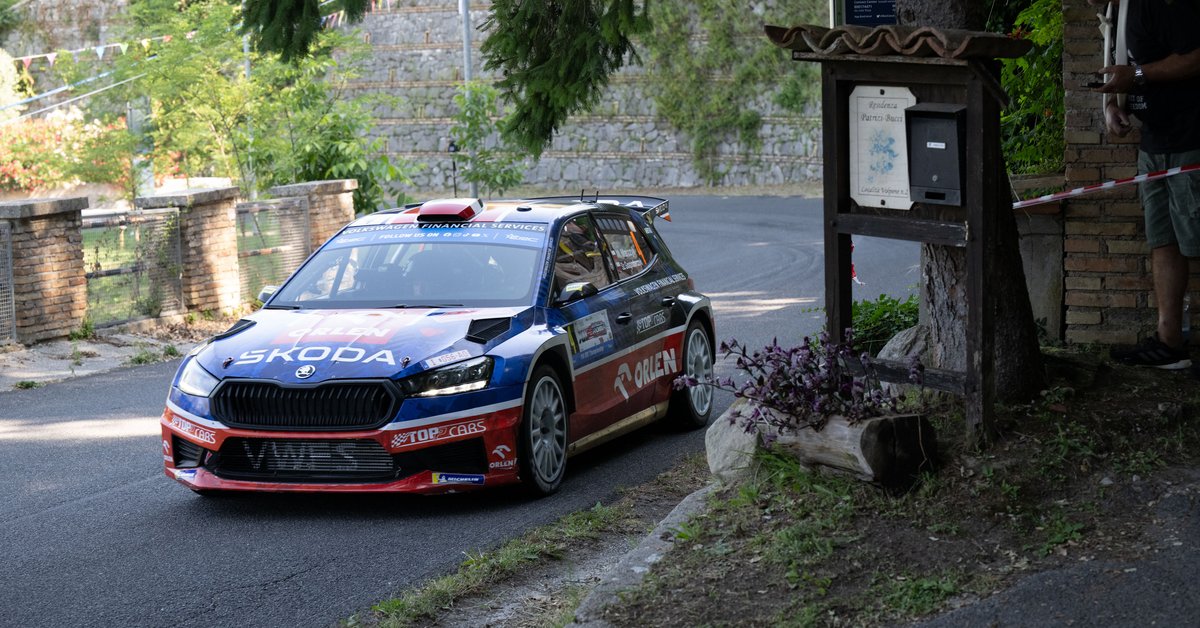 Mikołaj Marczyk trzeci na walijskich asfaltach w Rally Ceredigion