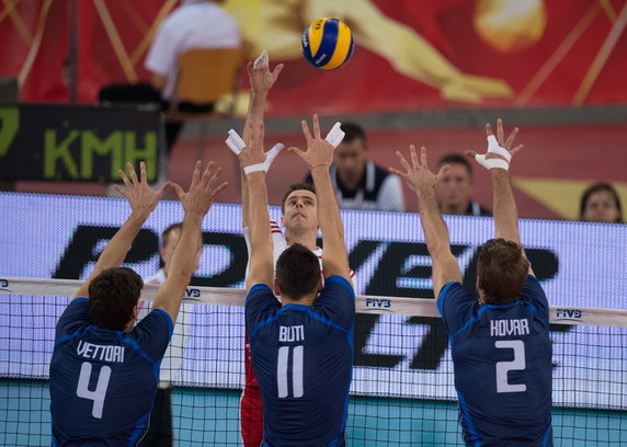 SIATKÓWKA FIVB MISTRZOSTWA ŚWIATA 2014 POLSKA WŁOCHY (Mariusz Wlazły Luca Vettori Simone Buti i Jiri Kovar )