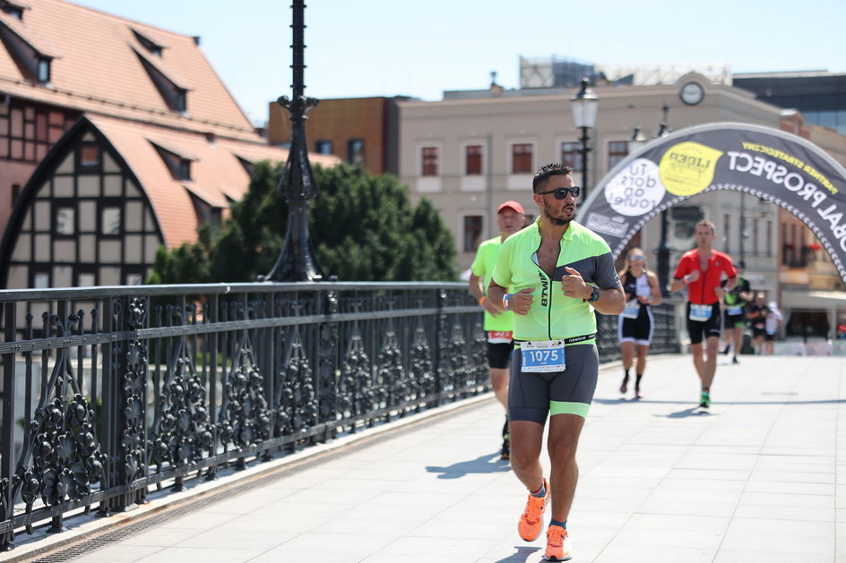 Bieganie odbywało się w upalnej temperaturze (10,8 km).