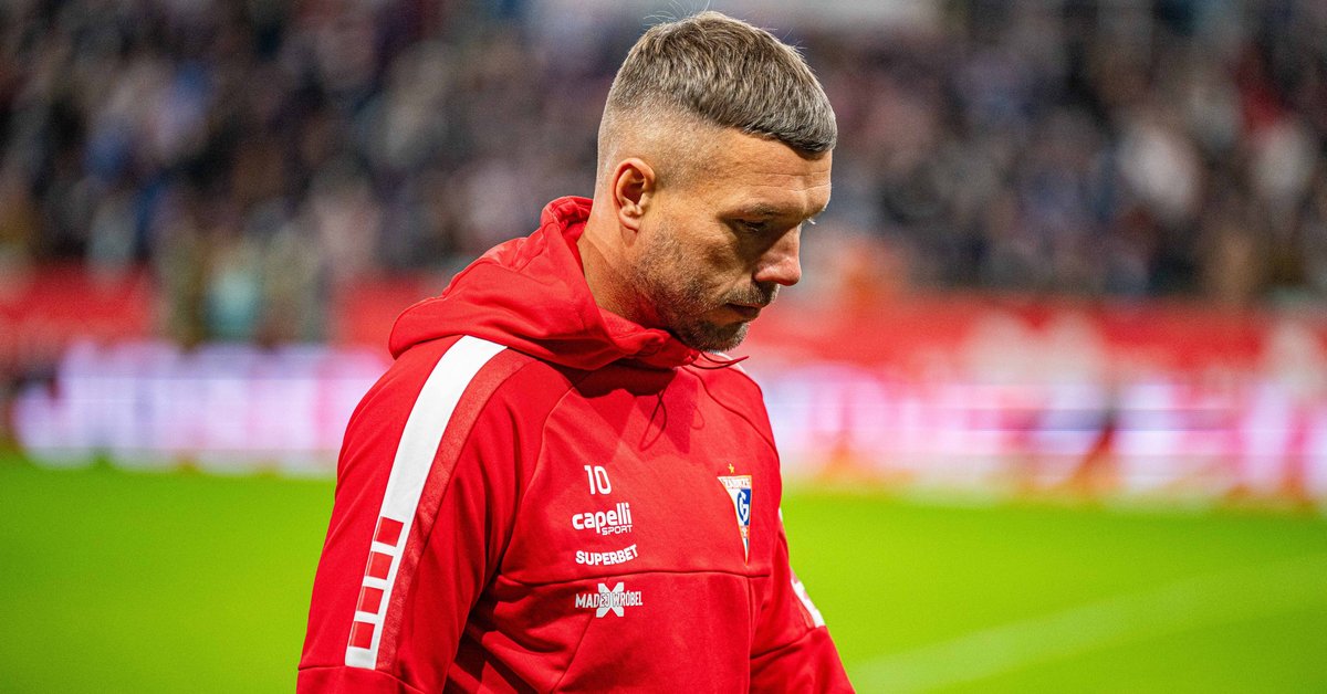 Skandaliczne zachowanie Lucasa Podolskiego. Tak potraktował polski talent