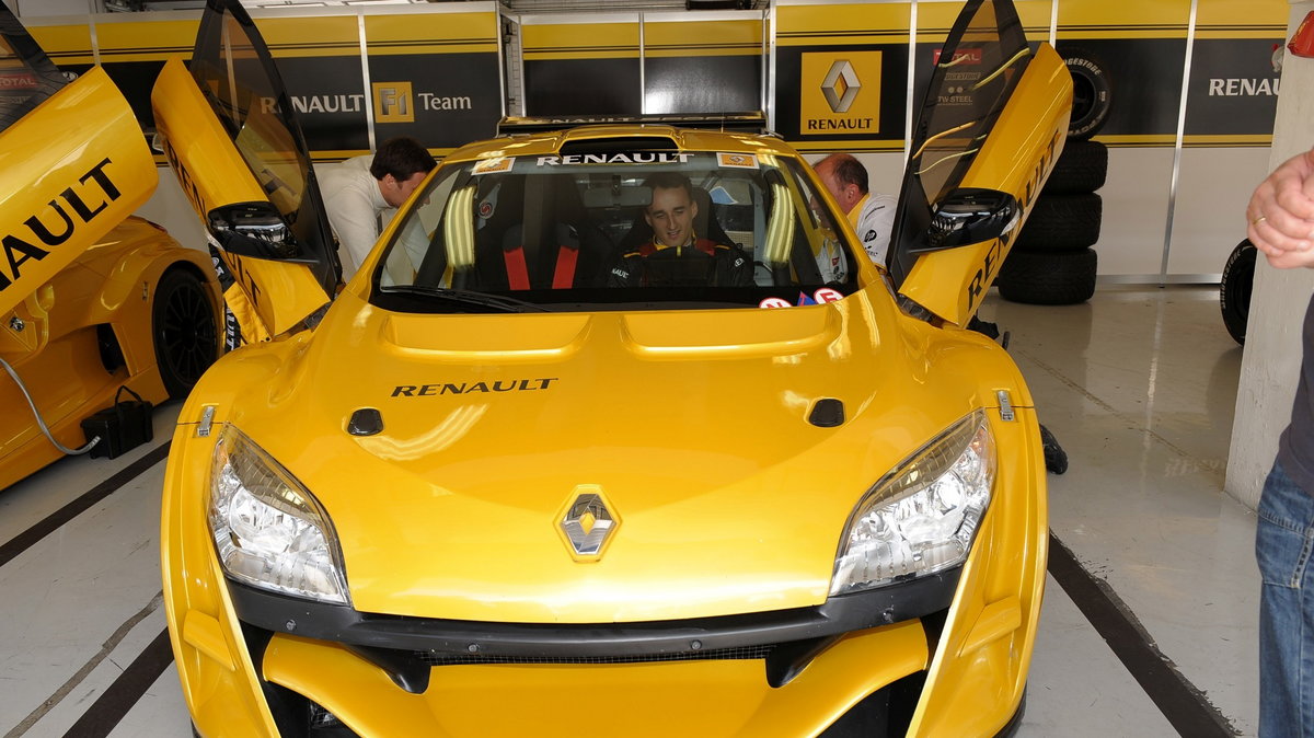 Robert Kubica za kierownicą Renault Megane Trophy