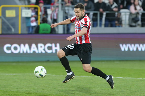 Środkowy pomocnik: Mateusz Cetnarski (Cracovia)