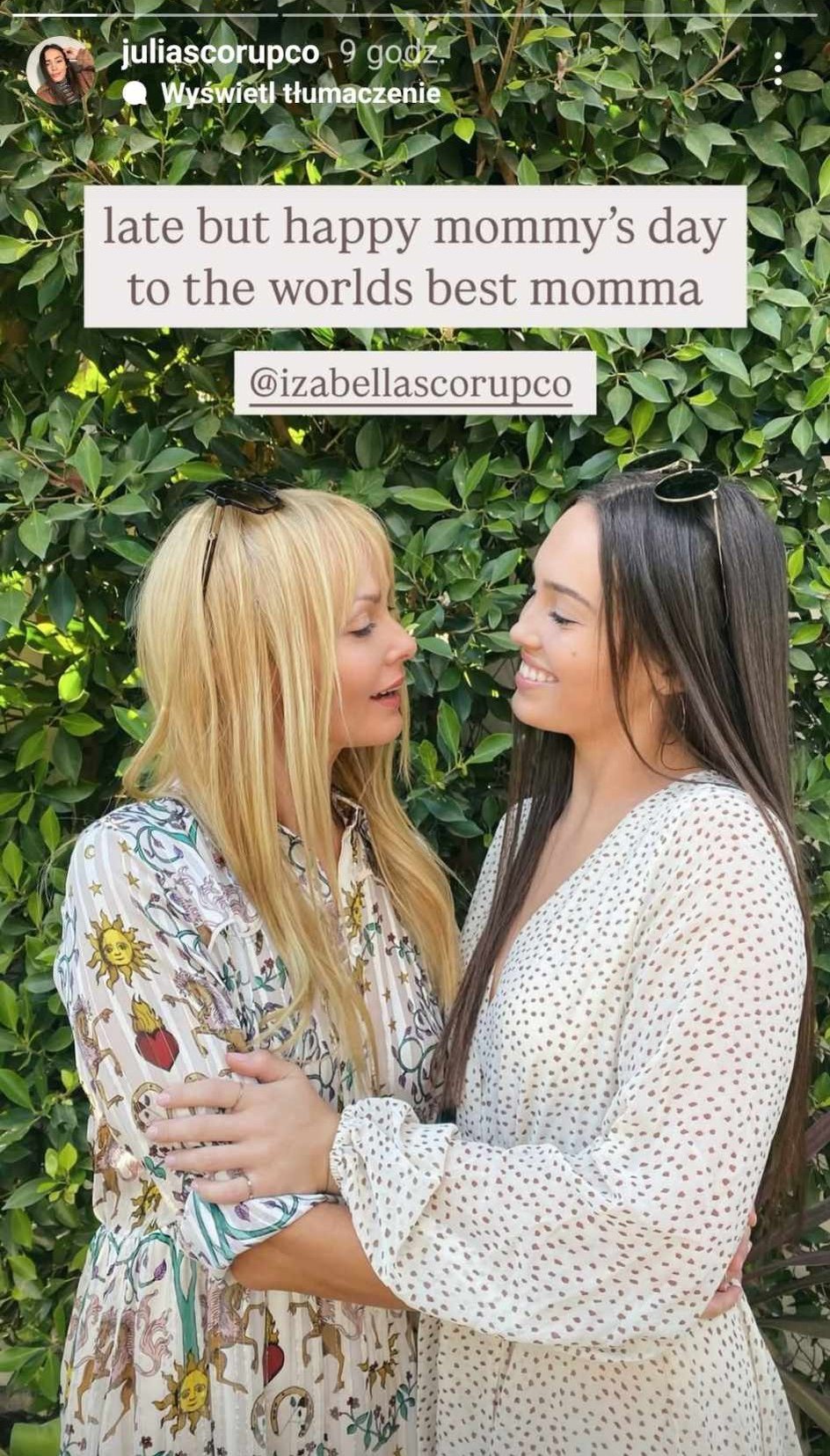 Izabella Scorupco with her daughter