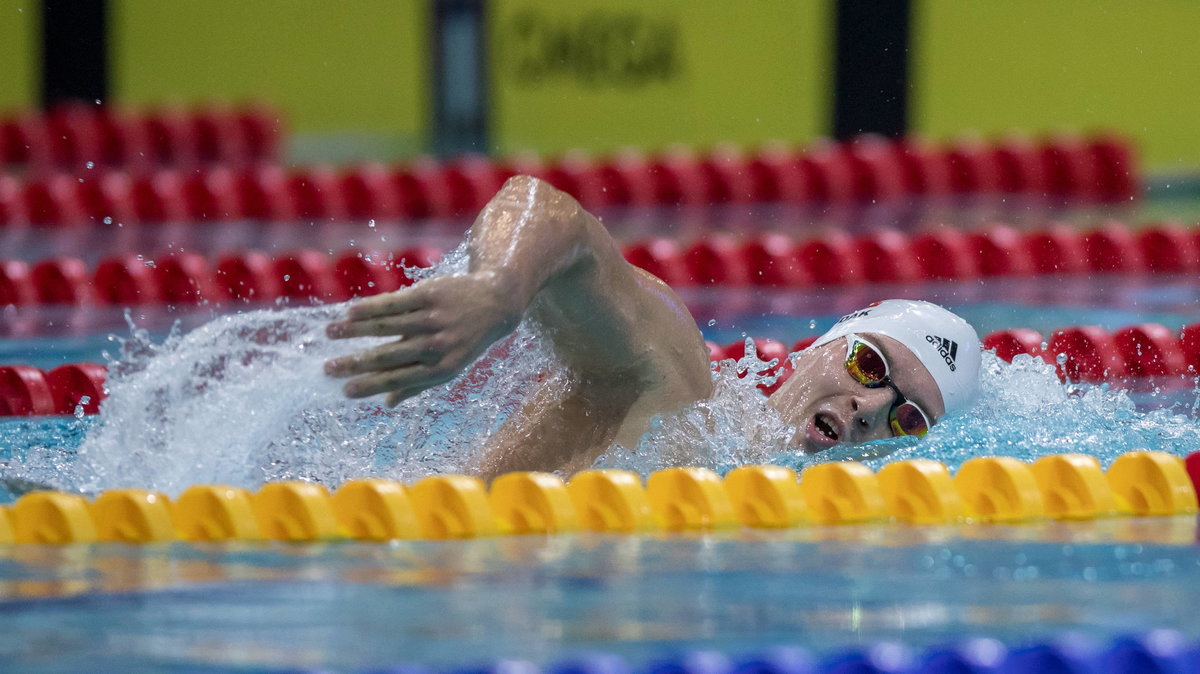 Wojciech Wojdak walczy, by po poważnej kontuzji wrócić do dobrej formy. W Opolu wygrał na 800 m st. dow. i był trzeci na 400 m kraulem.