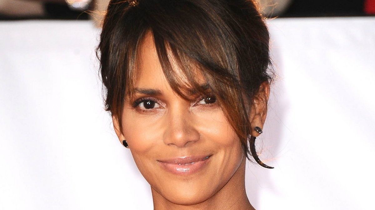 Halle Berry 