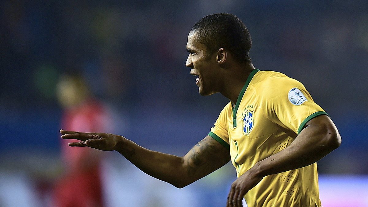 Douglas Costa