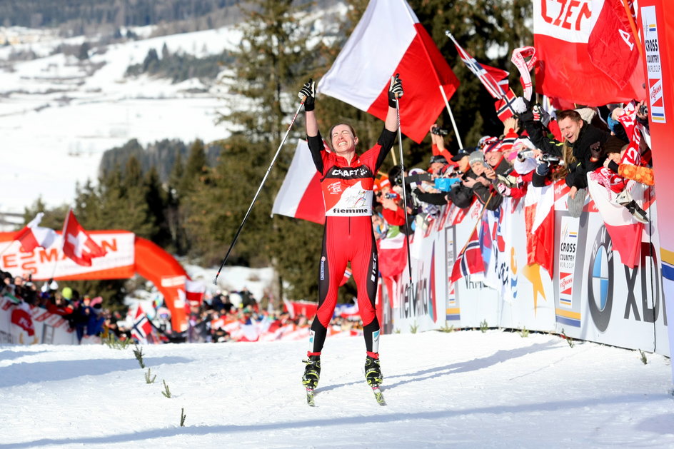 Justyna Kowalczyk na szczycie Alpe Cermis - kolejne triumfy Polki w Tour de Ski zbiegały się w czasie ze zwycięstwami w Plebiscycie „PS”.