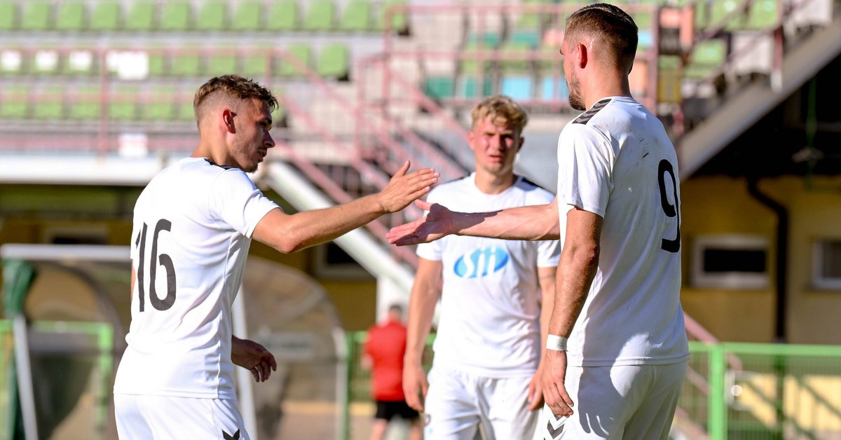 Wielkie emocje w Siedlcach na inauguracje I ligi [WYNIK NA ŻYWO]