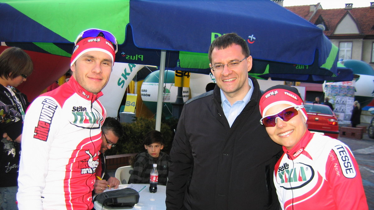 Joanna Jabłczyńska, Jakub Krzyżak i Adam Siluta (w środku). Chodzież, 24 kwietnia 2010