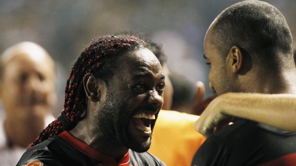 Vagner Love (L)