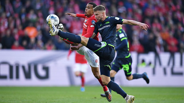 Robin Quaison (Mainz) i Marvin Friedrich (Union)