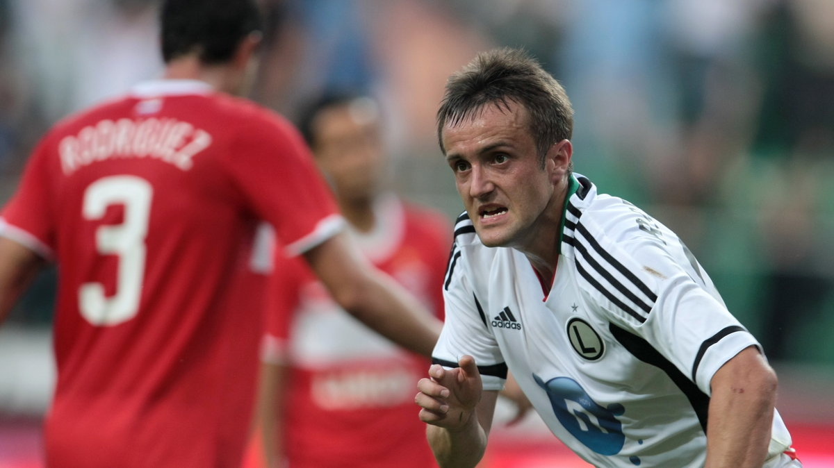 Miroslav Radović fetuje gola w meczu ze Spartakiem