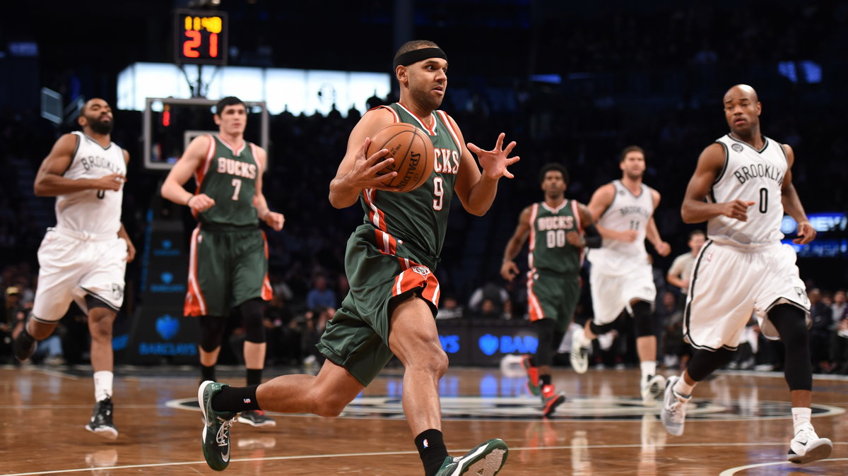 Jared Dudley (z piłką)