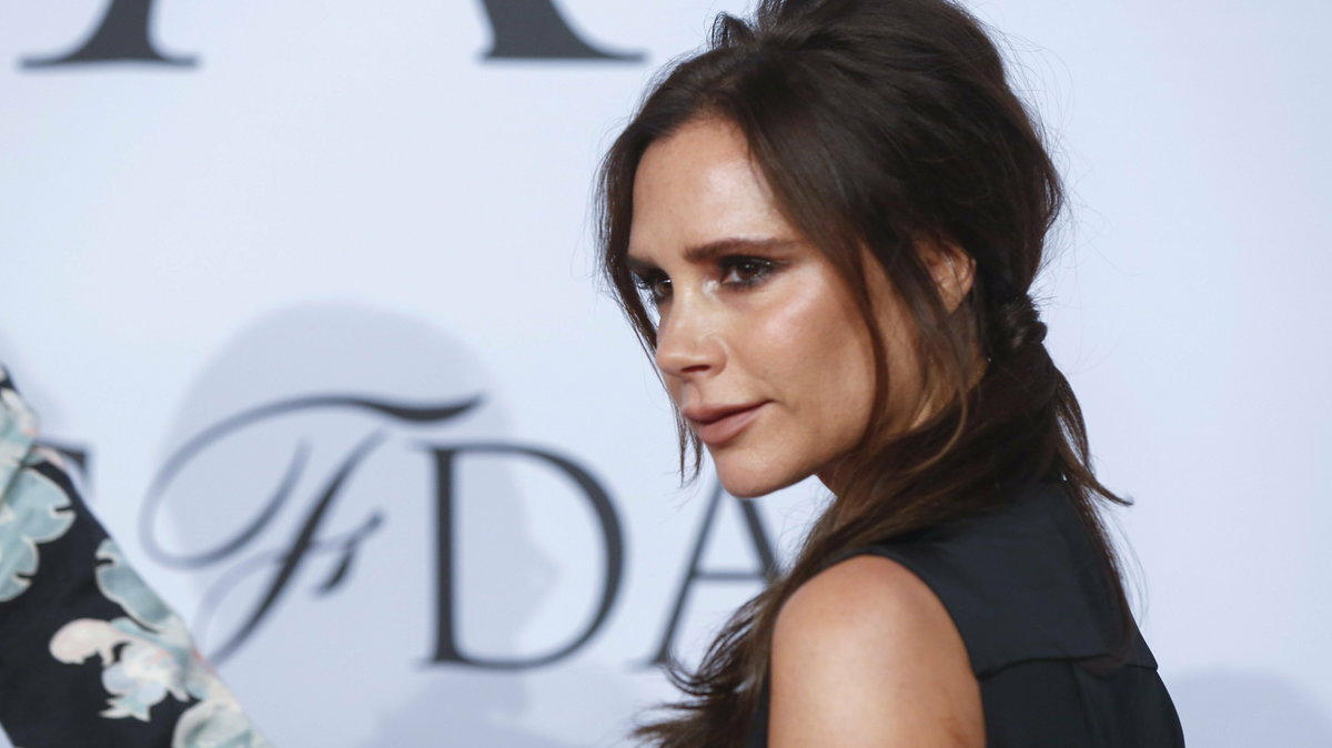 Victoria Beckham arrives for the 2015 CFDA Fashion Awards in New York