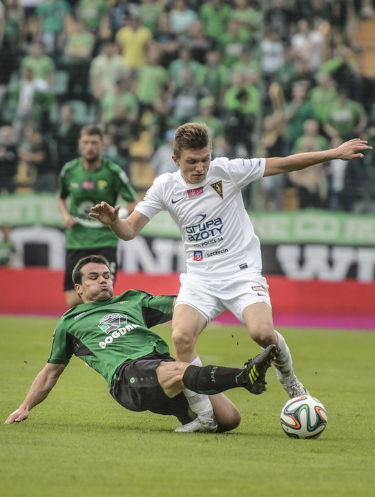 PIŁKA NOŻNA EKSTRAKLASA GÓRNIK ŁĘCZNA - POGOŃ SZCZECIN (Tomasz Nowak Dominik Kun)