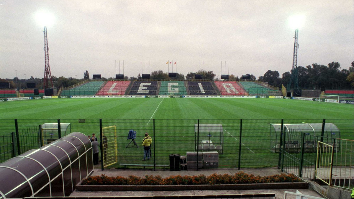 Stadion Legii Warszawa przed meczem Anży Machaczkała z Glasgow Rangers (2001 r.)