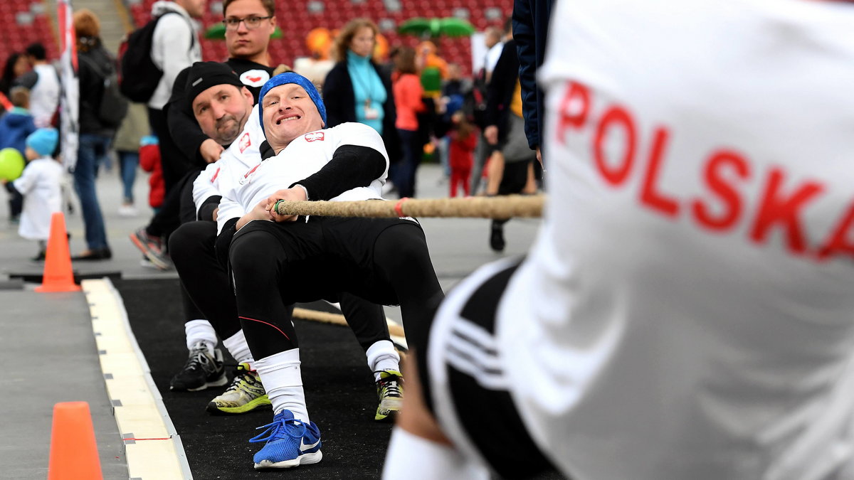 Przeciąganie liny stało się najpopularniejszym sportem wśród dorosłych Polaków