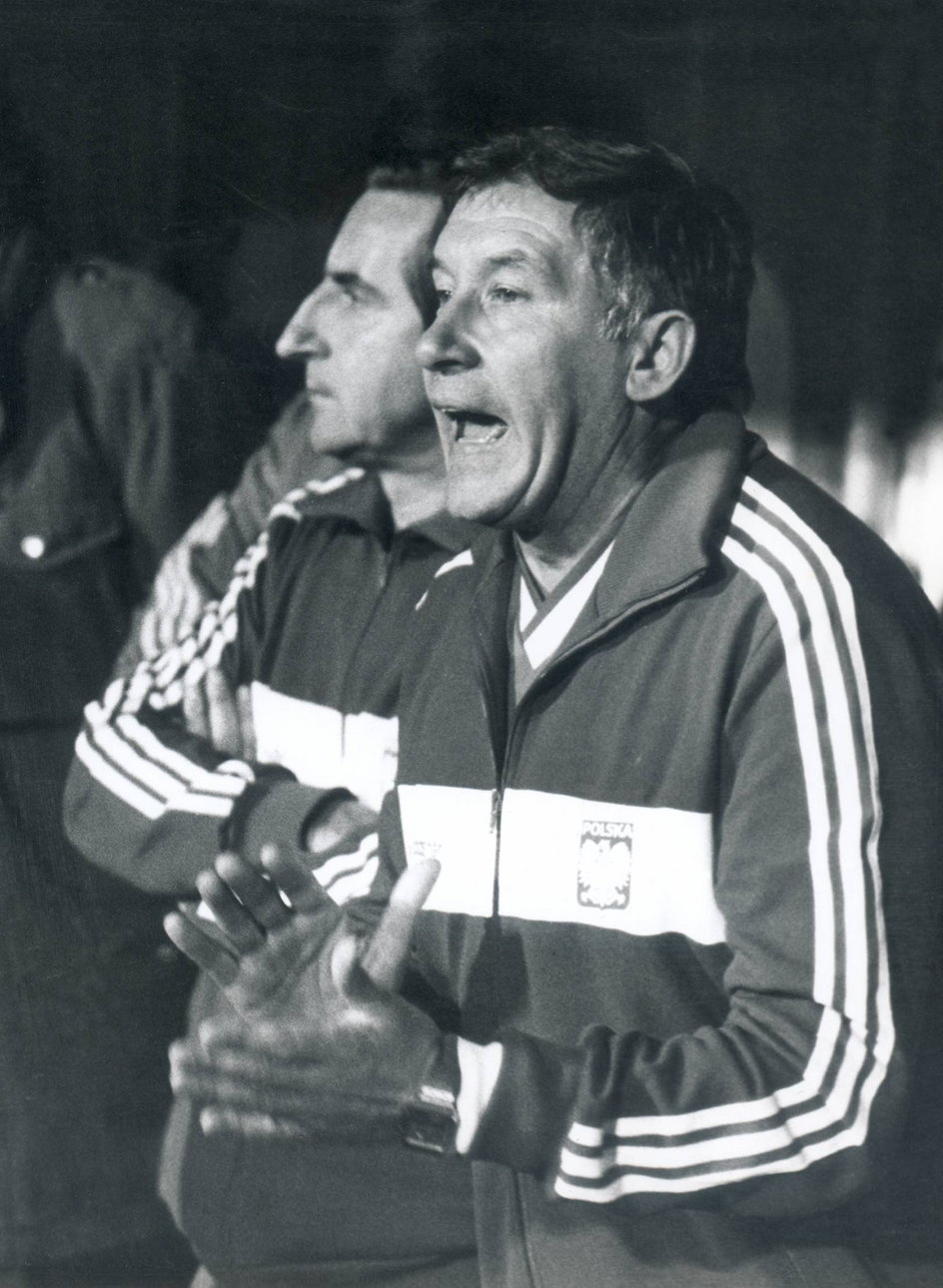 Wojciech Łazarek podczas meczu Polska - Grecja w Poznaniu (15 października 1986 r.)