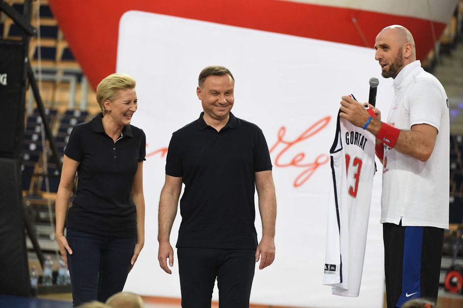 Agata Kornhauser-Duda, Andrzej Duda i Marcin Gortat w 2018 r.