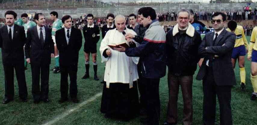 Inauguracja nowego stadionu w październiku 1989 roku. Mecz z Racingiem de Ferrol.