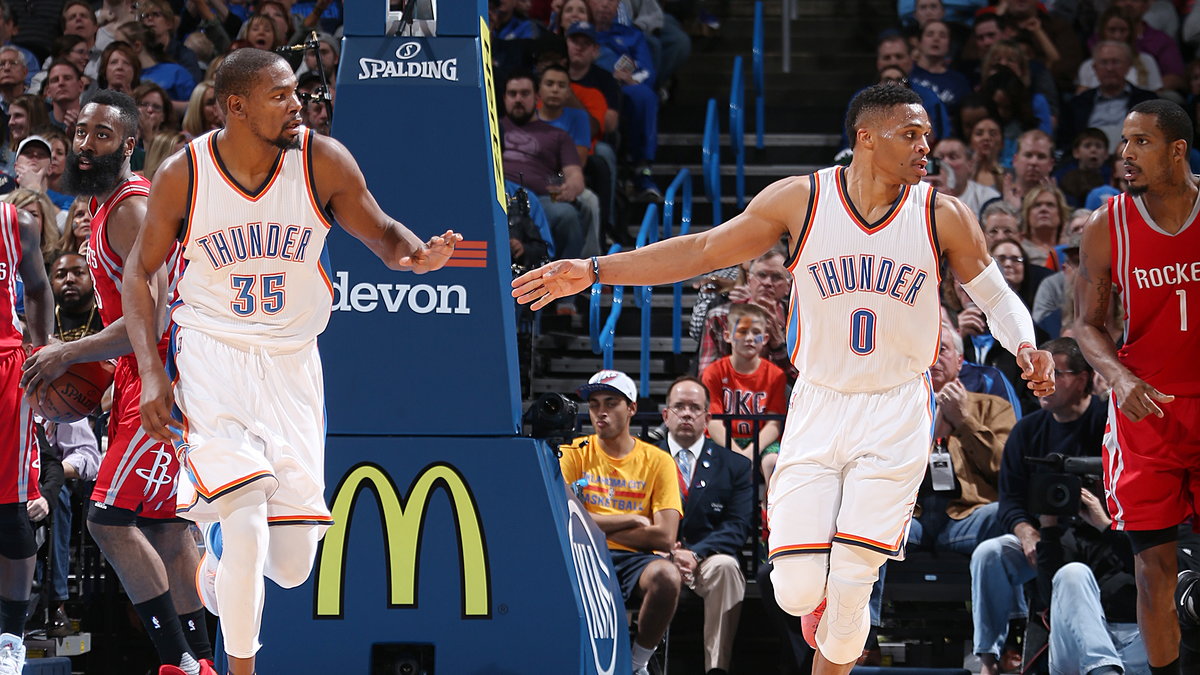 Kevin Durant (z lewej) i Russell Westbrook