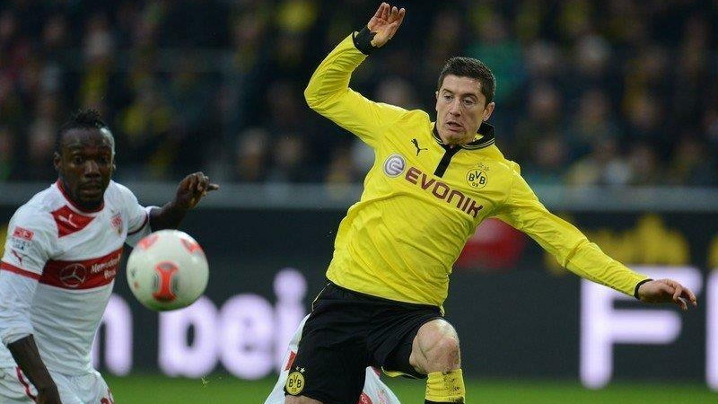 Borussia Dortmund - VfB Stuttgart  Robert Lewandowski 