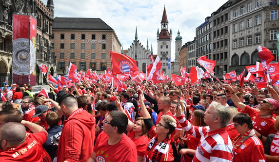 epa07602352 - GERMANY SOCCER FC BAYERN MUNICH (FC Bayern Muenchen celebrates German championship and DFB Cup Final)