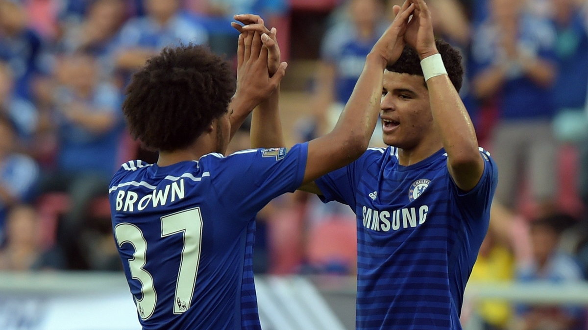 Dominic Solanke (z prawej) 