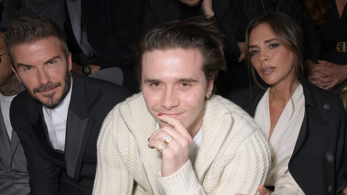 Brooklyn Beckham z rodzicami