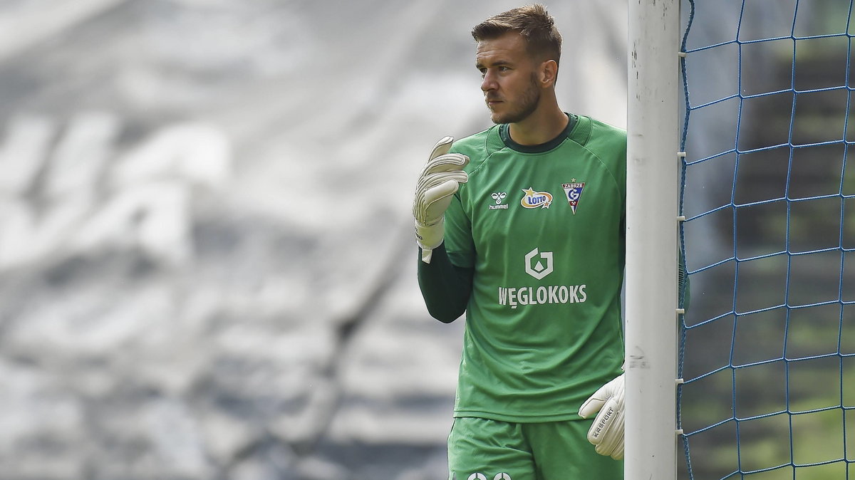 Grzegorz Sandomierski podpisał kontrakt z Górnikiem do czerwca 2022 roku z opcją przedłużenia o sezon.