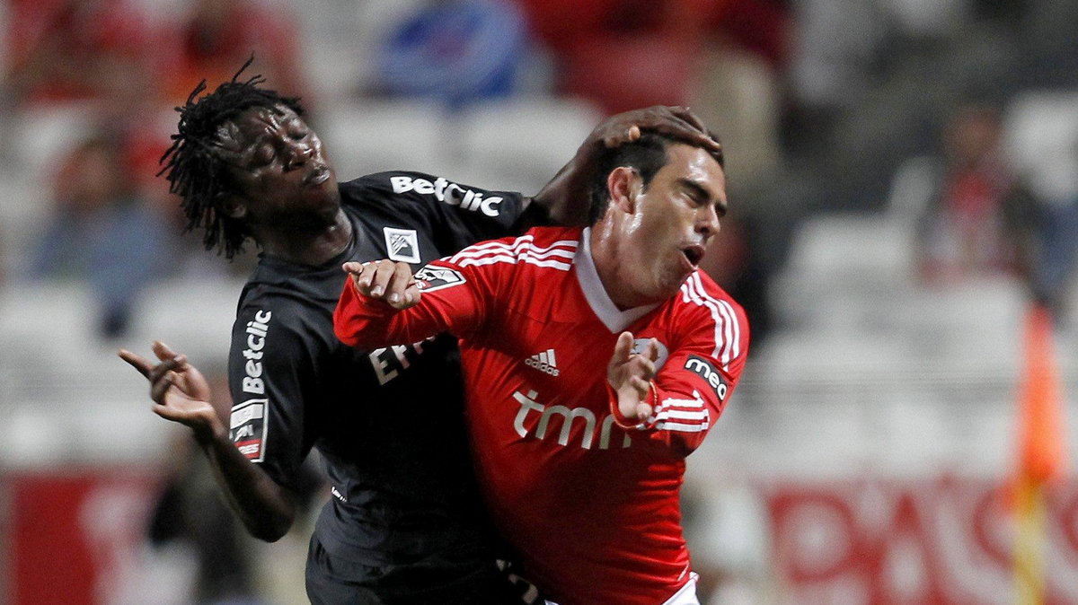 Ibrahim Sissoko (L)