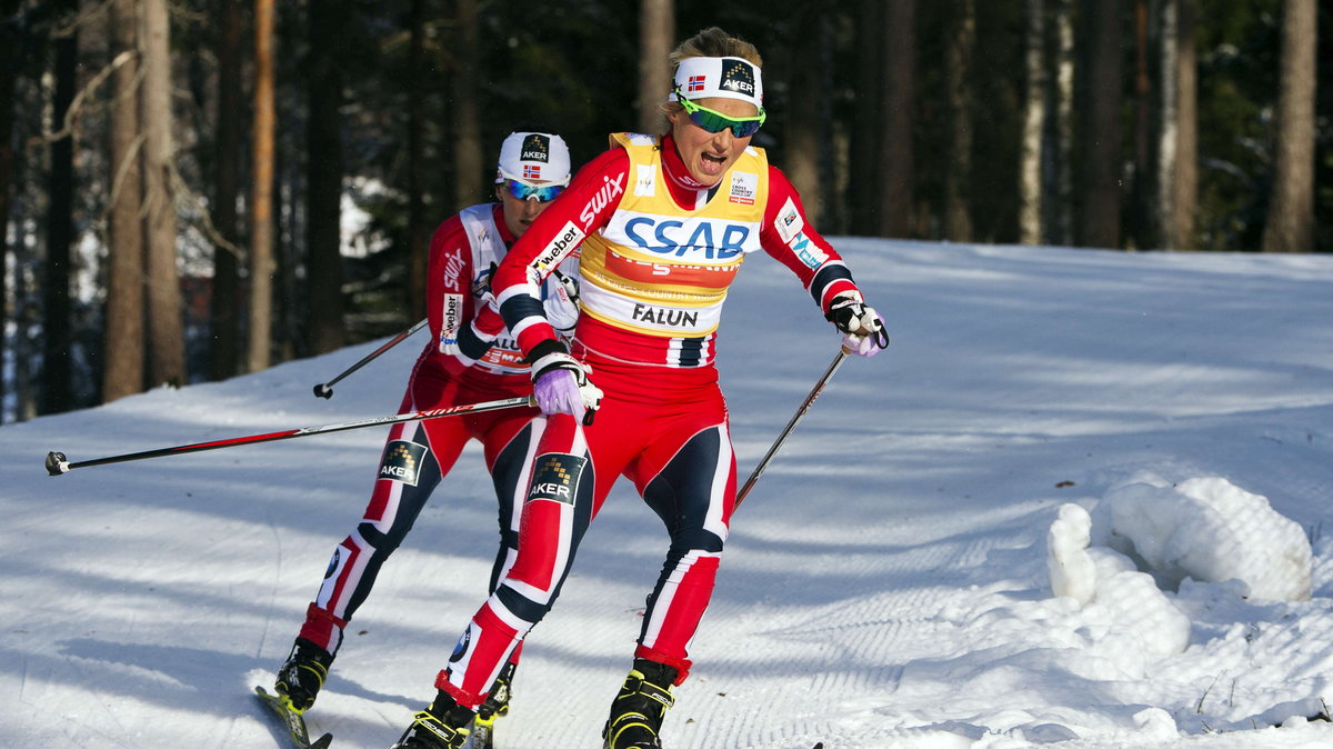 Therese Johaug (front) i Marit Bjoergen