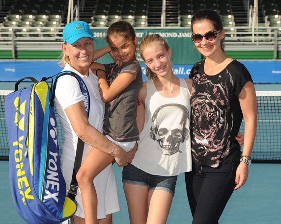 Martina Navratilova, Emma Navratilova, Victoria Navratilova, Julia Lemigova w 2014 r. razem na korcie