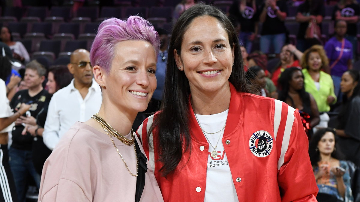 Megan Rapinoe (z lewej) i Sue Bird