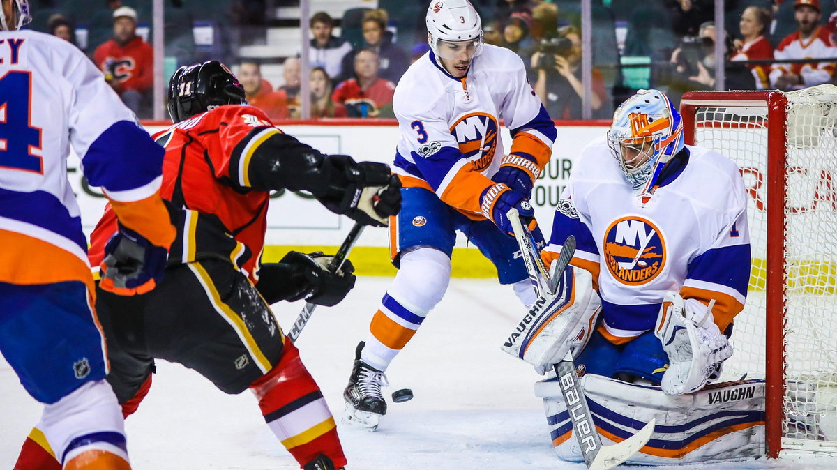 NHL: New York Islanders at Calgary Flames