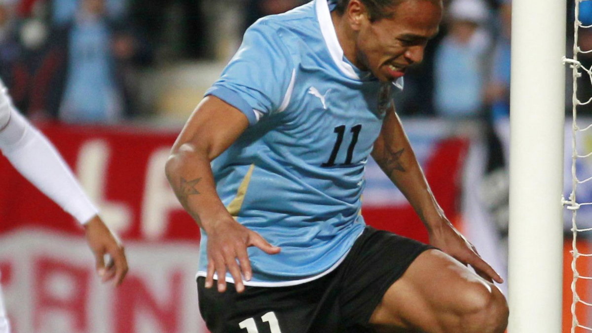 Alvaro Pereira (nr 11)