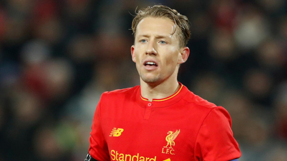 Lucas Leiva oficjalnie zamienił Liverpool na Lazio