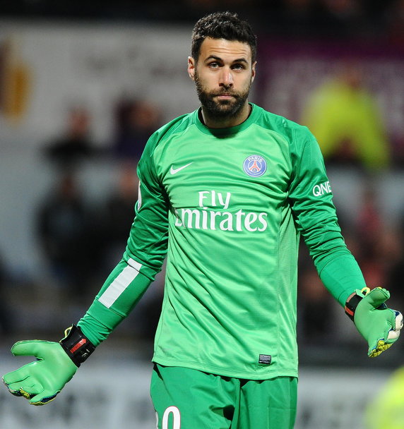 4. Salvatore Sirigu (Włochy, PSG) – 21 milionów euro