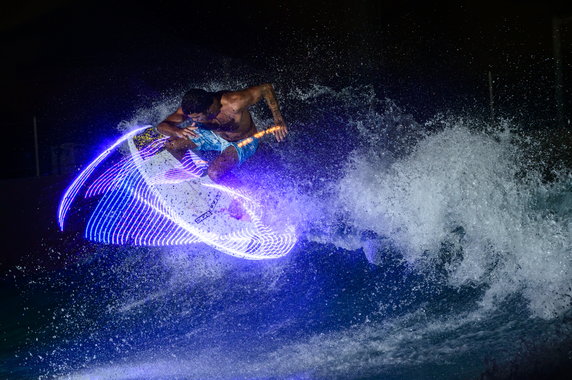 Red Bull Surfing Lights 2013
